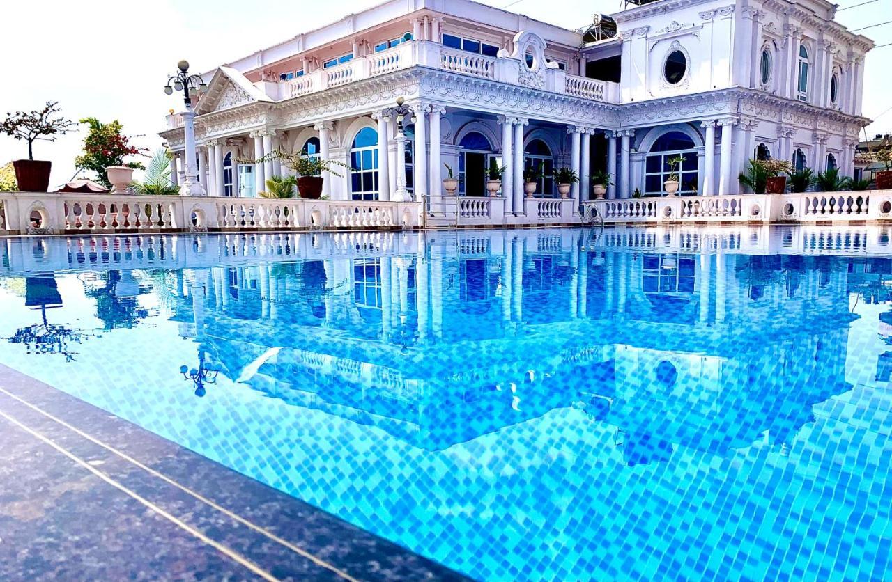 Dream Palace Resort Kathmandu Buitenkant foto