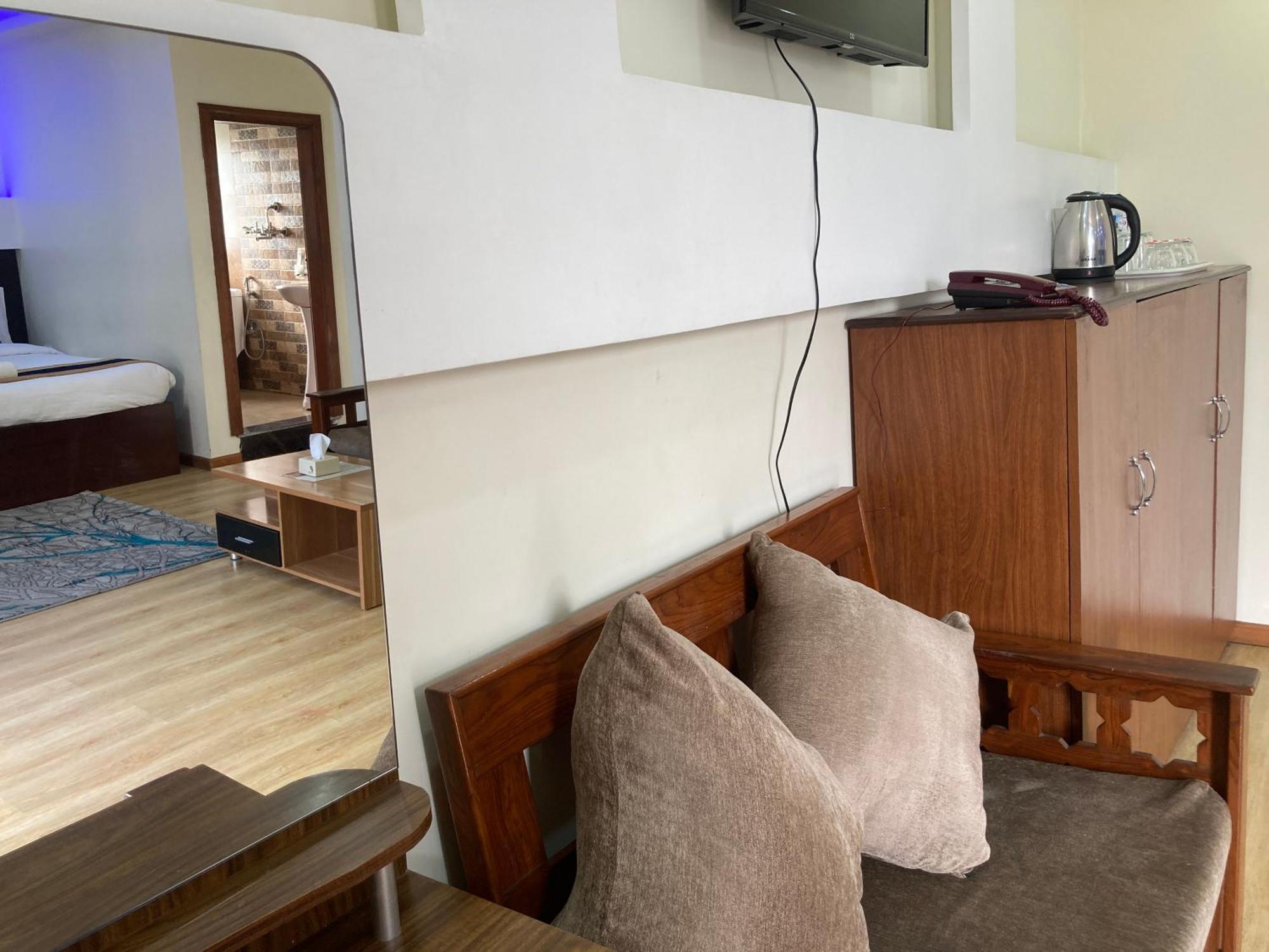 Dream Palace Resort Kathmandu Buitenkant foto