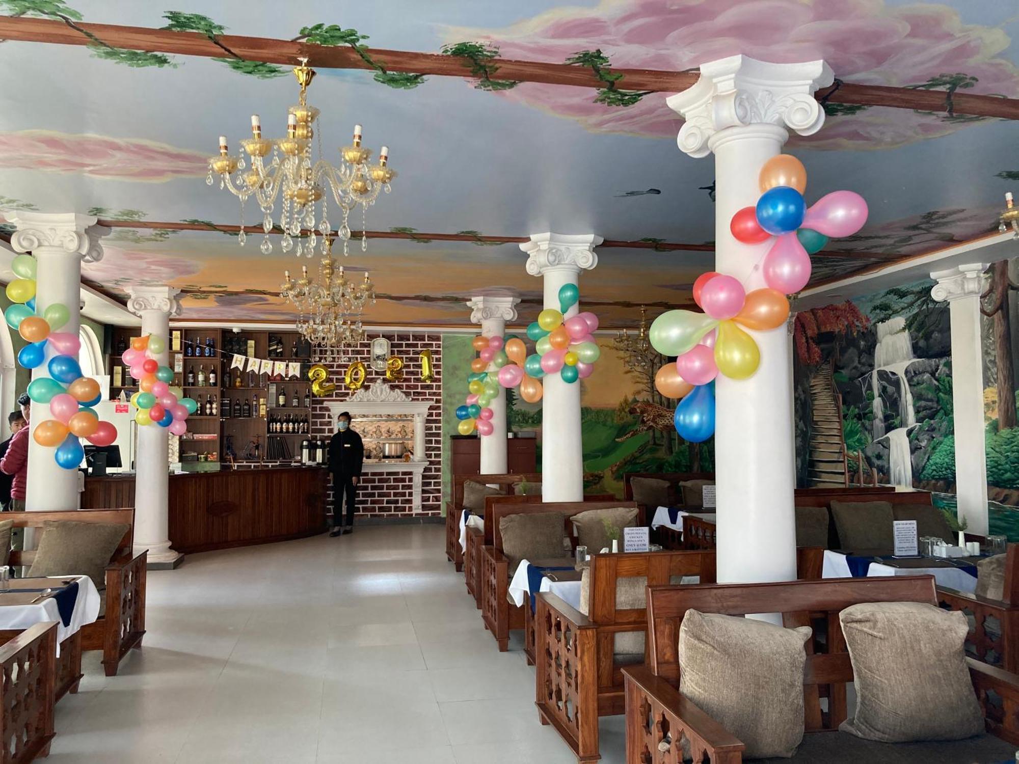 Dream Palace Resort Kathmandu Buitenkant foto